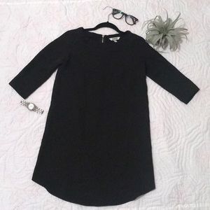 BB Dakota 3/4 sleeves shift dress